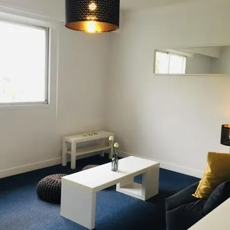 Apartment Beautiful Studio Close To A Park